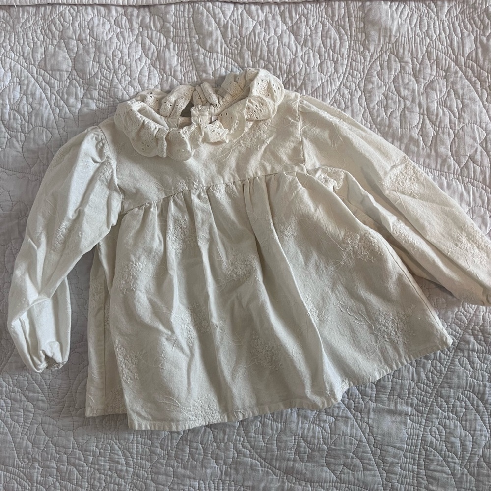 Zara Off-White Embroidered Top, size 3-4t